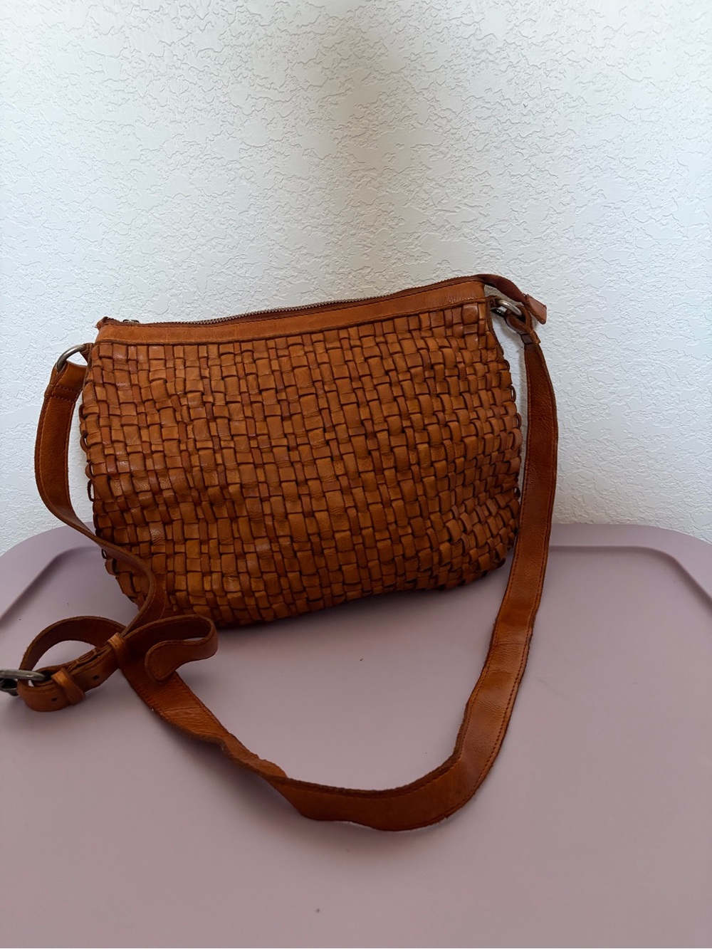 Woven Crossbody Bag in Cognac